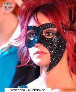 poza preferata q DuL - RihannaFenty - DulceMaria